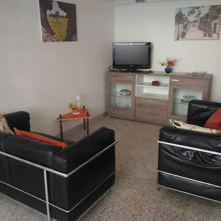 Dimora Lucia E Dalila 콘베르사노