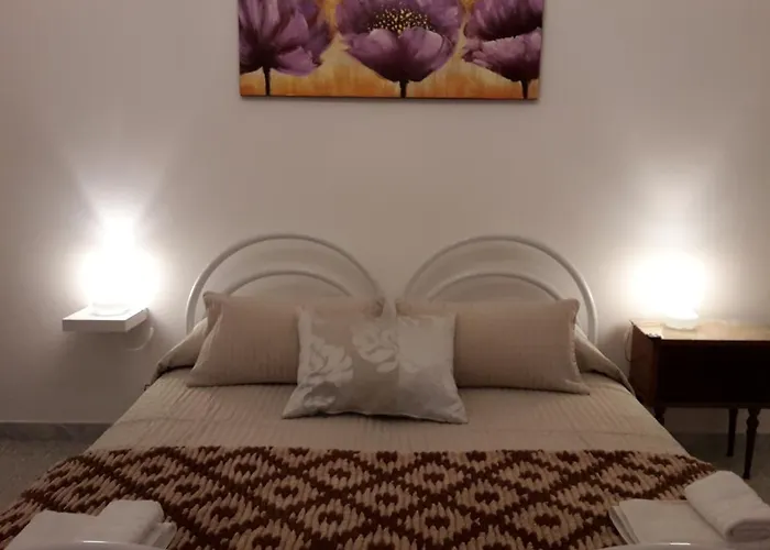 Dimora Lucia E Dalila B&B 콘베르사노