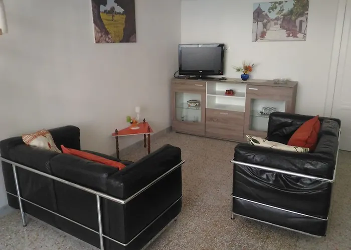 Dimora Lucia E Dalila 콘베르사노