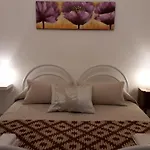 Dimora Lucia E Dalila B&B 콘베르사노